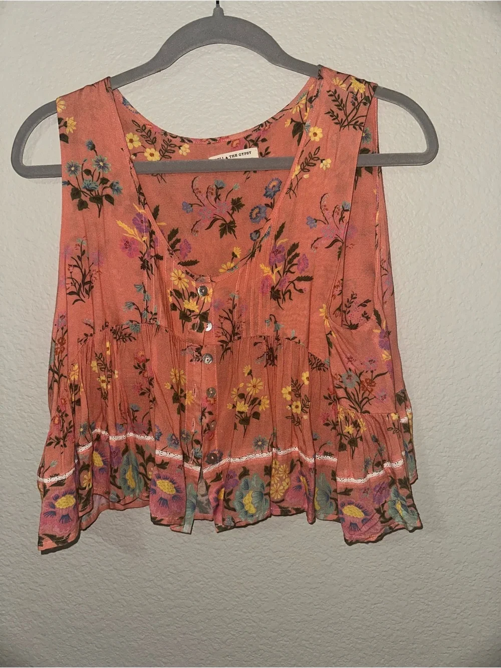 See size b4 buying posey  midi side ties Skirt  med and cami top XL